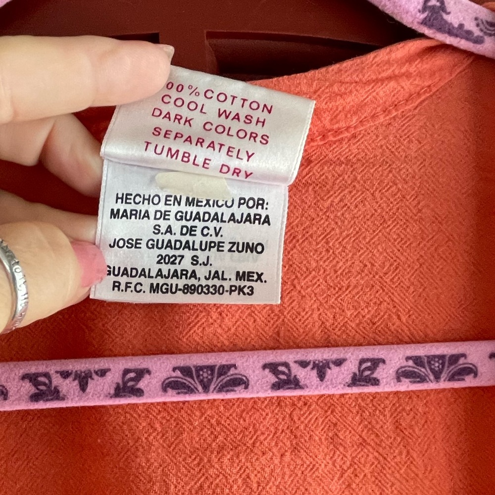 - Beautiful salmon 🍣 colored 100% cotton front tie cropped coverup. - Picture 5 of 5